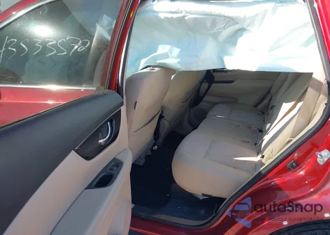 2018 Nissan Rogue Sv z USA, uszkodzony, nr VIN 5N1AT2MT6JC708065